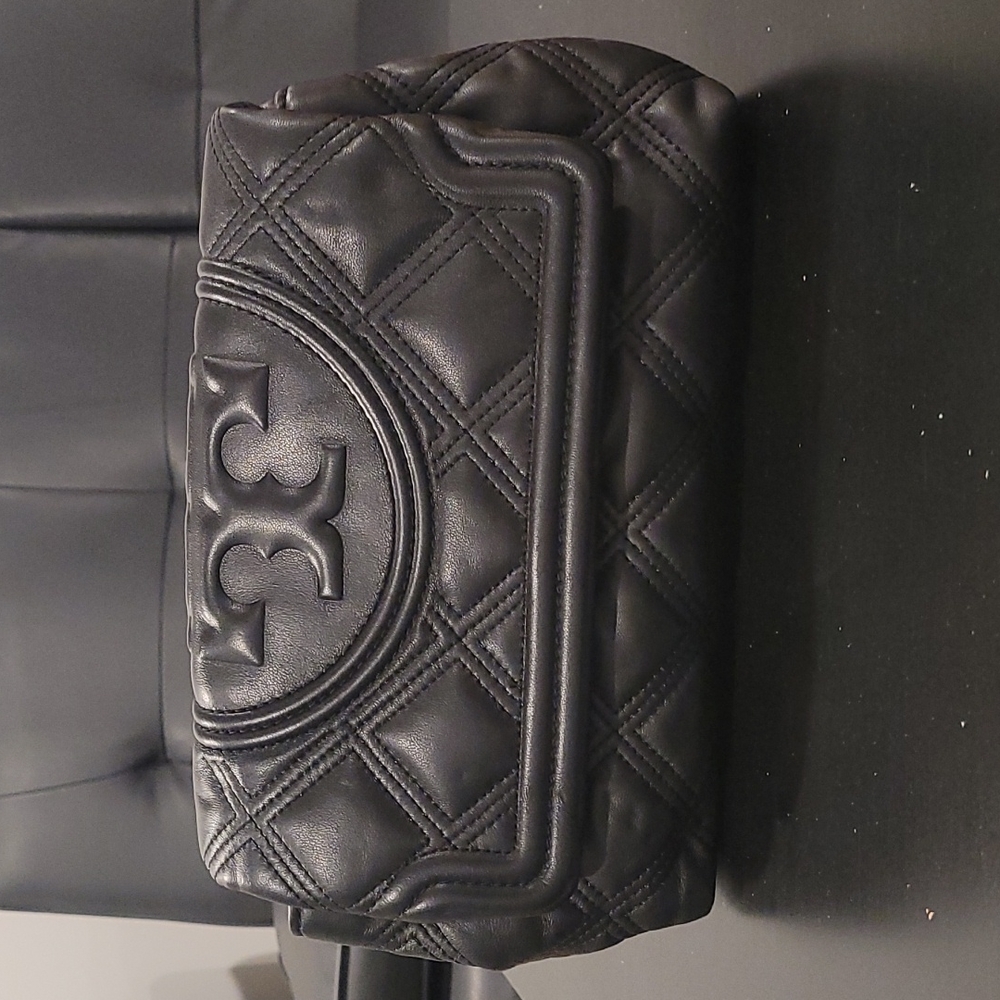 Tory Burch fleming soft clutch